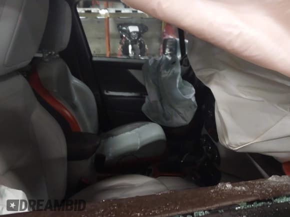 ✅ 2017 Jeep Renegade Limited • VIN: ZACCJBDB8HPF71761 • Лот: 41294808. Опубликован ранее на IAAI с пробегом 105 003 миль. Бесплатный доступ к архиву аукционных продаж из США и подробный отчёт об истории автомобиля на DreamBid. Изображение 5.