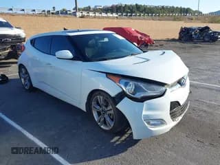 ✅ 2013 Hyundai Veloster w/Black Int • VIN: KMHTC6AD5DU101733 • Lot: 41425260. Wystawiony na IAAI z przebiegiem 139 500 mil. Bezpłatny archiwum sprzedaży aukcyjnych z USA i szczegółowy raport historii pojazdu na DreamBid. Zdjęcie 1.