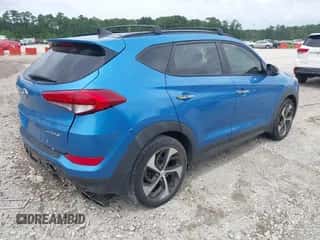 2016 Hyundai Tucson Limited z VIN KM8J33A20GU226308, wystawiony jako IAAI lot #43036534 z przebiegiem 70 753 mil mil oraz . Historia ofert i sprzedaży dostępna na DreamBid. Obrazek 4.