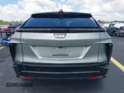 ✅ 2024 Cadillac LYRIQ Sport • VIN: 1GYKPTRK6RZ115702 • Лот: 42692916. Опубликован ранее на IAAI с пробегом 7 028 миль. Бесплатный доступ к архиву аукционных продаж из США и подробный отчёт об истории автомобиля на DreamBid. Изображение 16.