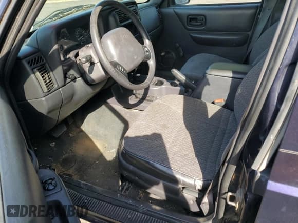 ✅ 1999 Jeep Cherokee SE • VIN: 1J4FF28S0XL541871 • Lot: 59250264. Listed on Copart with Not provided. Free auction sales archive from the USA and detailed vehicle history report at DreamBid. Image 8.