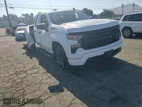 ✅ 2025 Chevrolet Silverado 1500 • VIN: 1GCRKBEK3SZ144891 • Lot: 64308965. Wystawiony na Copart z przebiegiem 2 023 mil. Bezpłatny archiwum sprzedaży aukcyjnych z USA i szczegółowy raport historii pojazdu na DreamBid. Zdjęcie 13.