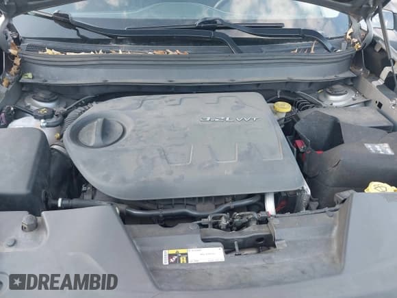 ✅ 2014 Jeep Cherokee Latitude • VIN: 1C4PJMCS8EW243396 • Lot: 43742805. Wystawiony na IAAI z przebiegiem 205 911 mil. Bezpłatny archiwum sprzedaży aukcyjnych z USA i szczegółowy raport historii pojazdu na DreamBid. Zdjęcie 10.