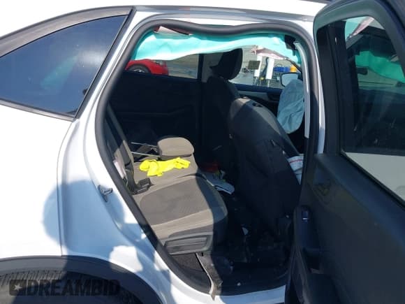 ✅ 2022 Ford Escape SE Hybrid • VIN: 1FMCU9BZ7NUB06992 • Lot: 42265338. Wystawiony na IAAI z przebiegiem 59 406 mil. Bezpłatny archiwum sprzedaży aukcyjnych z USA i szczegółowy raport historii pojazdu na DreamBid. Zdjęcie 8.