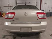 ✅ 2008 Mercury Milan Premier • VIN: 3MEHM08ZX8R659644 • Lot: 43672975. Wystawiony na IAAI z przebiegiem 247 953 mil. Bezpłatny archiwum sprzedaży aukcyjnych z USA i szczegółowy raport historii pojazdu na DreamBid. Zdjęcie 17.