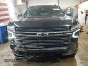 ✅ 2022 Chevrolet Suburban RST • VIN: 1GNSKEKD8NR299232 • Lot: 52011295. Listed on Copart with 77,715 mi. Free auction sales archive from the USA and detailed vehicle history report at DreamBid. Image 5.