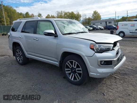 ✅ 2024 Toyota 4Runner Limited • VIN: JTEKU5JR3R6250281 • Лот: 43472482. Опубликован ранее на IAAI с пробегом 22 285 миль. Бесплатный доступ к архиву аукционных продаж из США и подробный отчёт об истории автомобиля на DreamBid. Изображение 1.