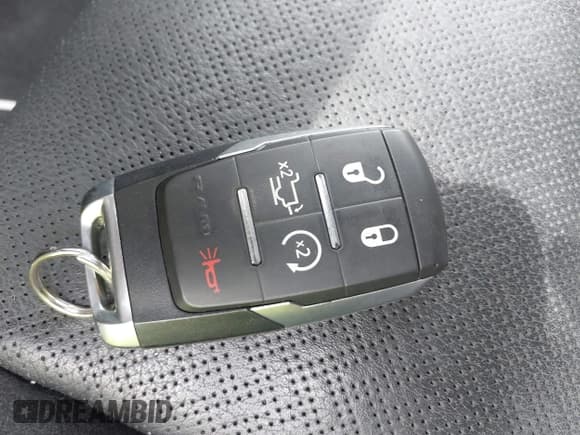 ✅ 2023 Ram 2500 Laramie • VIN: 3C6UR5NJ7PG523857 • Lot: 42289140. Wystawiony na IAAI z przebiegiem 49 130 mil. Bezpłatny archiwum sprzedaży aukcyjnych z USA i szczegółowy raport historii pojazdu na DreamBid. Zdjęcie 11.