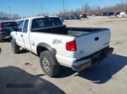 ✅ 2003 Chevrolet S-10 LS • VIN: 1GCCT19X038253478 • Лот: 41744079. Опубликован ранее на IAAI с пробегом 215 807 миль. Бесплатный доступ к архиву аукционных продаж из США и подробный отчёт об истории автомобиля на DreamBid. Изображение 3.