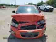 2013 Chevrolet Sonic LT с VIN 1G1JD6SB4D4178379, выставлен на аукционе Copart как лот 69050684 с пробегом 76 273 миль миль и Списание • Salvage title. История ставок и продаж доступна на DreamBid. Изображение 5.