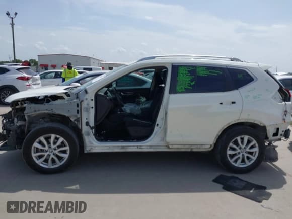 ✅ 2019 Nissan Rogue SV • VIN: JN8AT2MT4KW264922 • Лот: 42628726. Опубликован ранее на IAAI с пробегом 256 557 миль. Бесплатный доступ к архиву аукционных продаж из США и подробный отчёт об истории автомобиля на DreamBid. Изображение 14.