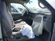 ✅ 2000 Ford F-250 XL • VIN: 1FTNX21F5YEA20887 • Лот: 42418515. Опубликован ранее на IAAI с пробегом 252 232 миль. Бесплатный доступ к архиву аукционных продаж из США и подробный отчёт об истории автомобиля на DreamBid. Изображение 5.