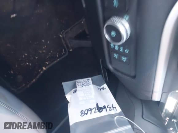 ✅ 2021 Ford Explorer XLT • VIN: 1FMSK7DH3MGA31425 • Lot: 43692608. Wystawiony na IAAI z przebiegiem 79 798 mil. Bezpłatny archiwum sprzedaży aukcyjnych z USA i szczegółowy raport historii pojazdu na DreamBid. Zdjęcie 20.