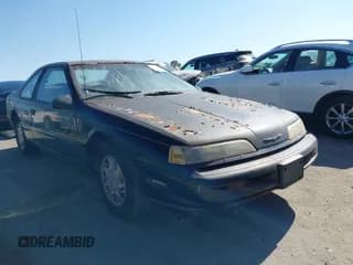 ✅ 1992 Ford Thunderbird • VIN: 1FAPP6244NH121898 • Лот: 42873598. Опубликован ранее на IAAI с пробегом 119 892 миль. Бесплатный доступ к архиву аукционных продаж из США и подробный отчёт об истории автомобиля на DreamBid. Изображение 1.