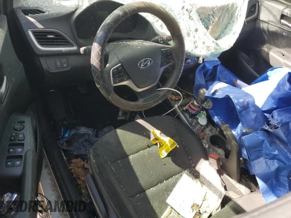 ✅ 2019 Hyundai Accent SE • VIN: 3KPC24A3XKE046274 • Лот: 52256165. Опубликован ранее на Copart с пробегом 147 679 миль. Бесплатный доступ к архиву аукционных продаж из США и подробный отчёт об истории автомобиля на DreamBid. Изображение 8.