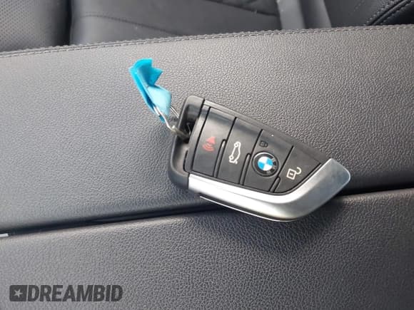 ✅ 2021 BMW 5 Series 540i xDrive • VIN: WBA73BJ02MWX30802 • Lot: 41195593. Listed on IAAI with 42,401 mi. Free auction sales archive from the USA and detailed vehicle history report at DreamBid. Image 11.