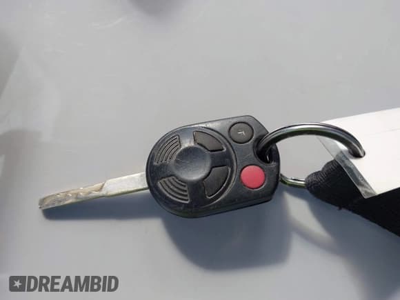 ✅ 2015 Ford Transit Cargo • VIN: 1FTNR1YM3FKA42281 • Лот: 43072604. Опубликован ранее на IAAI с пробегом 179 892 миль. Бесплатный доступ к архиву аукционных продаж из США и подробный отчёт об истории автомобиля на DreamBid. Изображение 11.