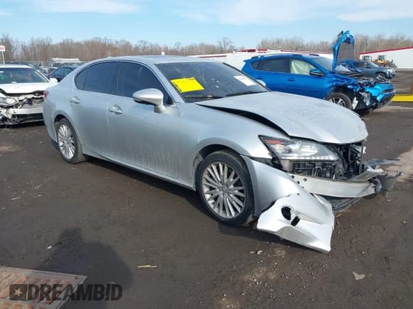 ✅ 2013 Lexus GS 350 • VIN: JTHCE1BL2D5005347 • Lot: 41454043. Wystawiony na IAAI z przebiegiem 81 677 mil. Bezpłatny archiwum sprzedaży aukcyjnych z USA i szczegółowy raport historii pojazdu na DreamBid. Zdjęcie 1.