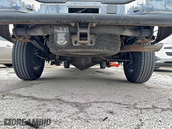 ✅ 2001 Chevrolet Silverado 2500HD LT • VIN: 1GCHC23171F166265 • Лот: 94521765. Опубликован ранее на Copart с пробегом 120 733 миль. Бесплатный доступ к архиву аукционных продаж из США и подробный отчёт об истории автомобиля на DreamBid. Изображение 12.