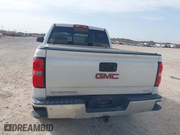 ✅ 2017 GMC Sierra 1500 SLE • VIN: 3GTP1MEC3HG198599 • Lot: 41793527. Listed on IAAI with 143,207 mi. Free auction sales archive from the USA and detailed vehicle history report at DreamBid. Image 16.