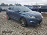✅ 2018 Lincoln MKC Reserve • VIN: 5LMCJ3D99JUL28797 • Lot: 68738295. Wystawiony na Copart z przebiegiem 69 332 mil. Bezpłatny archiwum sprzedaży aukcyjnych z USA i szczegółowy raport historii pojazdu na DreamBid. Zdjęcie 4.