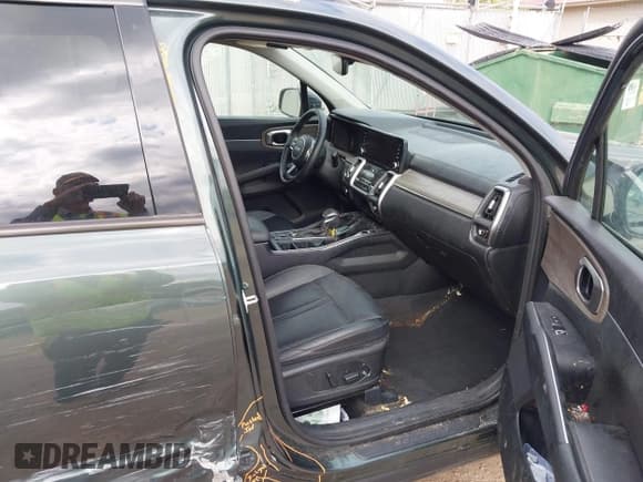 ✅ 2023 Kia Sorento X-Line EX • VIN: 5XYRHDLF5PG227244 • Lot: 43430890. Listed on IAAI with 36,897 mi. Free auction sales archive from the USA and detailed vehicle history report at DreamBid. Image 5.