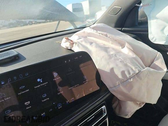 2025 Chevrolet Traverse AWD High Country с VIN 1GNEVKRS6SJ176899, выставлен на аукционе IAAI как лот 43610346 с пробегом 18 060 миль миль и . История ставок и продаж доступна на DreamBid. Изображение 34.