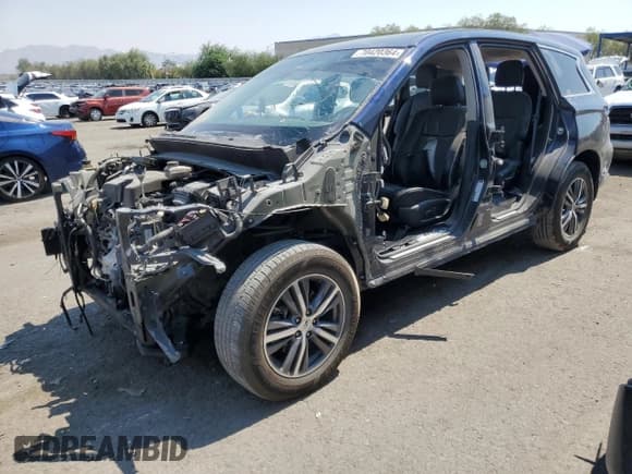 ✅ 2019 Infiniti QX60 Pure • VIN: 5N1DL0MN3KC505770 • Lot: 70420364. Listed on Copart with 67,756 mi. Free auction sales archive from the USA and detailed vehicle history report at DreamBid. Image 1.