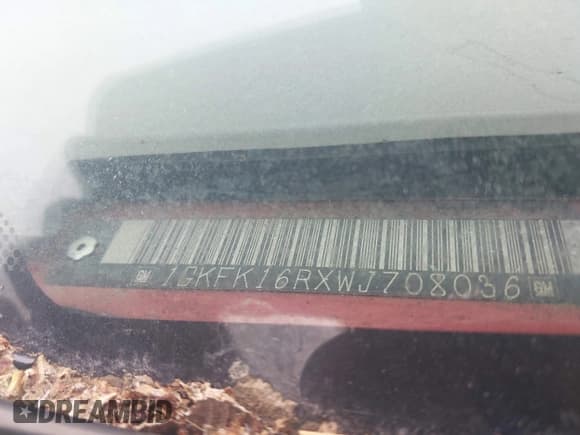 ✅ 1998 GMC Suburban • VIN: 1GKFK16RXWJ708036 • Лот: 43072488. Опубликован ранее на IAAI с пробегом 265 993 миль. Бесплатный доступ к архиву аукционных продаж из США и подробный отчёт об истории автомобиля на DreamBid. Изображение 9.