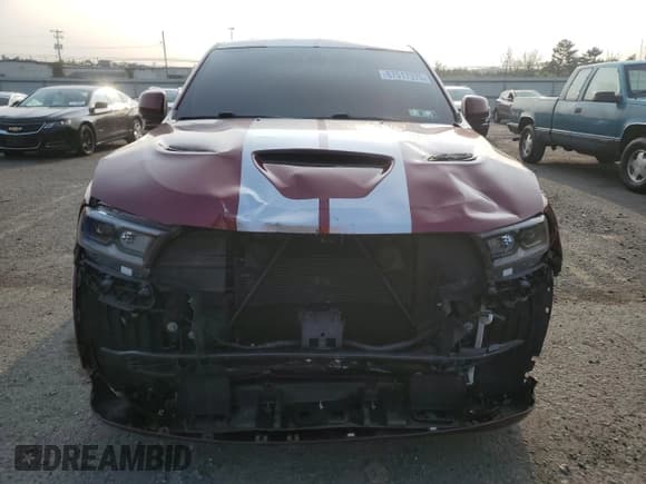 ✅ 2022 Dodge Durango R/T • VIN: 1C4SDJCT5NC101114 • Lot: 67517975. Wystawiony na Copart z przebiegiem 85 663 mil. Bezpłatny archiwum sprzedaży aukcyjnych z USA i szczegółowy raport historii pojazdu na DreamBid. Zdjęcie 5.