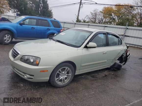 2004 Hyundai Elantra GLS with VIN KMHDN46D44U907025, listed as a Copart auction lot 85393735 with 90,065 mi miles and Salvage title. Bid and sale history available at DreamBid. Image 1.