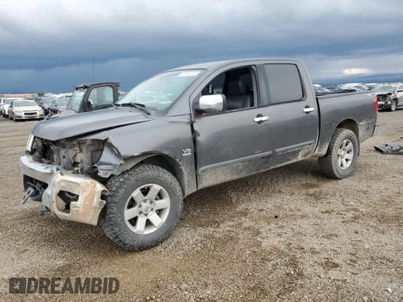 ✅ 2004 Nissan Titan LE • VIN: 1N6AA07B24N555174 • Lot: 56684805. Wystawiony na Copart z przebiegiem 239 739 mil. Bezpłatny archiwum sprzedaży aukcyjnych z USA i szczegółowy raport historii pojazdu na DreamBid. Zdjęcie 1.