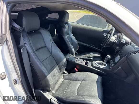 ✅ 2004 Nissan 350Z Enthusiast • VIN: JN1AZ34D94T160040 • Лот: 68052885. Опубликован ранее на Copart с пробегом 120 037 миль. Бесплатный доступ к архиву аукционных продаж из США и подробный отчёт об истории автомобиля на DreamBid. Изображение 5.