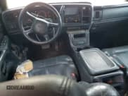 ✅ 2001 Chevrolet Silverado 2500HD • VIN: 1GCHK23191F149647 • Lot: 67538165. Wystawiony na Copart z przebiegiem Nie podano. Bezpłatny archiwum sprzedaży aukcyjnych z USA i szczegółowy raport historii pojazdu na DreamBid. Zdjęcie 8.