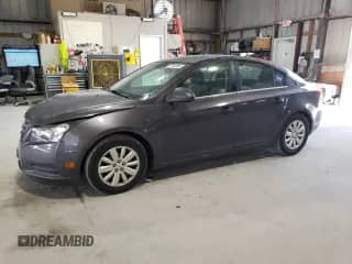 2011 Chevrolet Cruze LS с VIN 1G1PC5SH2B7185726, выставлен на аукционе Copart как лот 71673065 с пробегом 229 657 миль миль и Списание • Salvage title. История ставок и продаж доступна на DreamBid. Изображение 1.