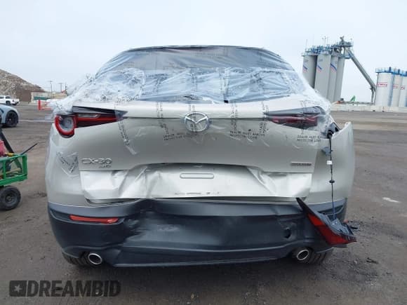 ✅ 2024 Mazda CX-30 S Preferred • VIN: 3MVDMBCM7RM702714 • Lot: 42266998. Listed on IAAI with 4,441 mi. Free auction sales archive from the USA and detailed vehicle history report at DreamBid. Image 16.