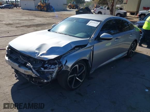 ✅ 2018 Honda Accord Sport • VIN: 1HGCV1F38JA109177 • Lot: 43616699. Wystawiony na IAAI z przebiegiem 108 085 mil. Bezpłatny archiwum sprzedaży aukcyjnych z USA i szczegółowy raport historii pojazdu na DreamBid. Zdjęcie 2.