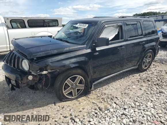 ✅ 2010 Jeep Patriot Sport • VIN: 1J4NT2GB5AD660376 • Lot: 70453535. Wystawiony na Copart z przebiegiem 98 283 mil. Bezpłatny archiwum sprzedaży aukcyjnych z USA i szczegółowy raport historii pojazdu na DreamBid. Zdjęcie 1.