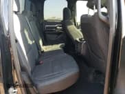 ✅ 2021 Ram 1500 Big Horn • VIN: 1C6SRFBT8MN696535 • Lot: 81989255. Wystawiony na Copart z przebiegiem 110 070 mil. Bezpłatny archiwum sprzedaży aukcyjnych z USA i szczegółowy raport historii pojazdu na DreamBid. Zdjęcie 10.