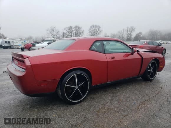 ✅ 2010 Dodge Challenger SE • VIN: 2B3CJ4DV4AH166608 • Lot: 86160144. Wystawiony na Copart z przebiegiem 226 948 mil. Bezpłatny archiwum sprzedaży aukcyjnych z USA i szczegółowy raport historii pojazdu na DreamBid. Zdjęcie 3.