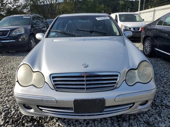 ✅ 2007 Mercedes-Benz C 280 Luxury • VIN: WDBRF92H47F881174 • Лот: 87045805. Опубликован ранее на Copart с пробегом 169 158 миль. Бесплатный доступ к архиву аукционных продаж из США и подробный отчёт об истории автомобиля на DreamBid. Изображение 5.