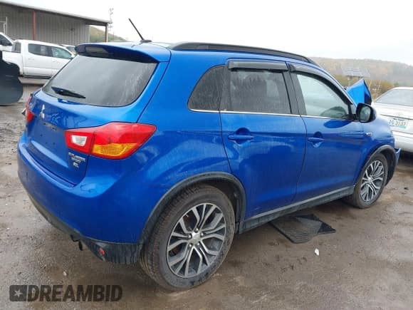 ✅ 2016 Mitsubishi Outlander SEL • VIN: JA4AR4AW4GZ025052 • Lot: 40626166. Wystawiony na IAAI z przebiegiem 142 122 mil. Bezpłatny archiwum sprzedaży aukcyjnych z USA i szczegółowy raport historii pojazdu na DreamBid. Zdjęcie 4.
