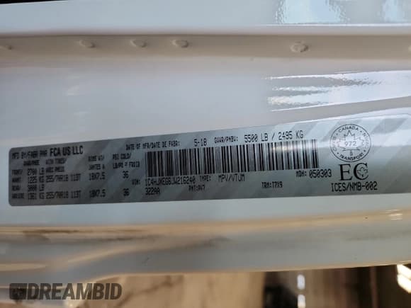 ✅ 2018 Jeep Wrangler Unlimited Sahara • VIN: 1C4HJXEG6JW216240 • Лот: 81991285. Опубликован ранее на Copart с пробегом 87 608 миль. Бесплатный доступ к архиву аукционных продаж из США и подробный отчёт об истории автомобиля на DreamBid. Изображение 13.