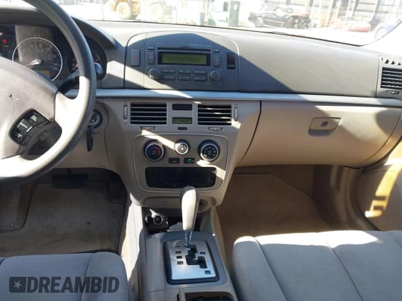 ✅ 2008 Hyundai Sonata GLS • VIN: 5NPET46C38H330980 • Лот: 41355527. Опубликован ранее на IAAI с пробегом 169 596 миль. Бесплатный доступ к архиву аукционных продаж из США и подробный отчёт об истории автомобиля на DreamBid. Изображение 17.