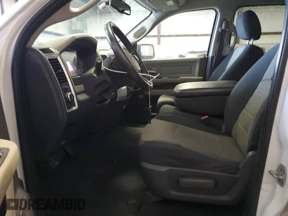 2010 Dodge 1500 Laramie z VIN 1D7RV1GT7AS256209, wystawiony jako Copart lot #48535715 z przebiegiem 175 100 mil mil oraz Szkoda całkowita • Salvage title. Historia ofert i sprzedaży dostępna na DreamBid. Obrazek 7.