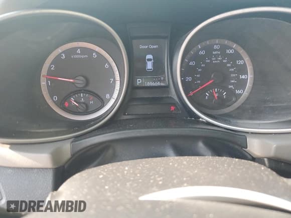 ✅ 2016 Hyundai Santa Fe SE • VIN: KM8SMDHF1GU149805 • Лот: 71223424. Опубликован ранее на Copart с пробегом 159 664 миль. Бесплатный доступ к архиву аукционных продаж из США и подробный отчёт об истории автомобиля на DreamBid. Изображение 9.