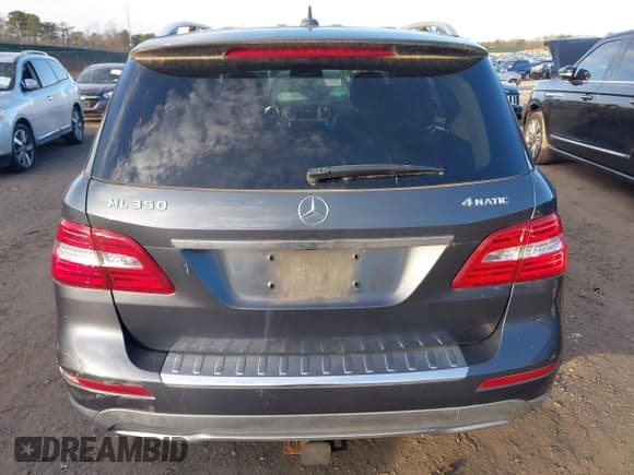 ✅ 2014 Mercedes-Benz M 350 • VIN: 4JGDA5HB8EA351382 • Lot: 43853968. Listed on IAAI with 196,314 mi. Free auction sales archive from the USA and detailed vehicle history report at DreamBid. Image 16.