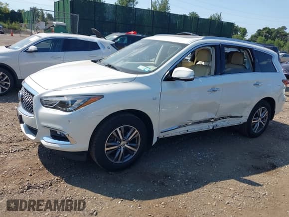 ✅ 2020 Infiniti QX60 Signature Edition • VIN: 5N1DL0MM2LC531608 • Lot: 40247204. Listed on IAAI with 67,655 mi. Free auction sales archive from the USA and detailed vehicle history report at DreamBid. Image 17.