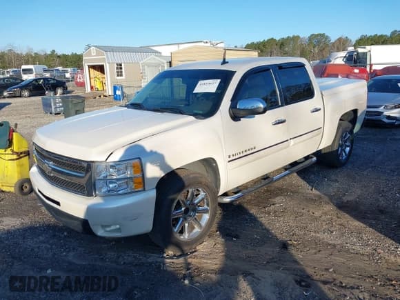 ✅ 2009 Chevrolet Silverado 1500 • VIN: 3GCEC33J49G178179 • Lot: 41810627. Wystawiony na IAAI z przebiegiem 205 823 mil. Bezpłatny archiwum sprzedaży aukcyjnych z USA i szczegółowy raport historii pojazdu na DreamBid. Zdjęcie 17.