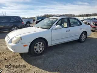 2000 Hyundai Sonata GLS with VIN KMHWF35V2YA187855, listed as a Copart auction lot 41406585 with 154,200 mi miles and Clean title. Bid and sale history available at DreamBid. Image 1.